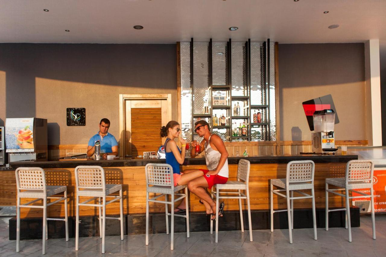 Long Beach Harmony Hotel Тюрклер Экстерьер фото