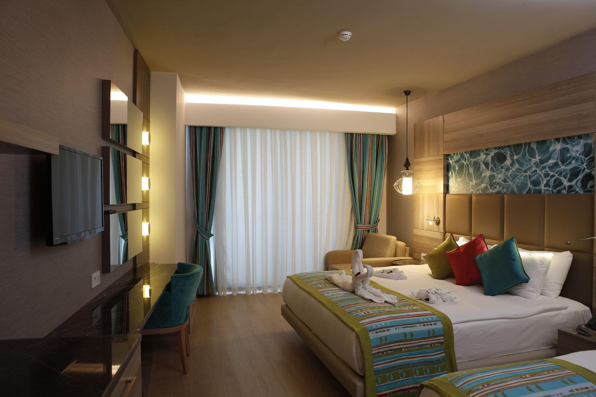Long Beach Harmony Hotel Тюрклер Экстерьер фото